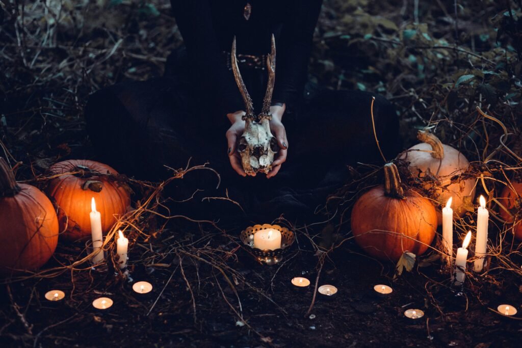 freestocks-y_dCjaRWthY-unsplash spooky scene with pumpkins
